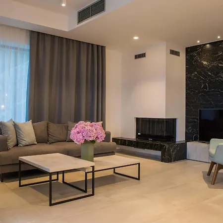 Magnificent 5 Bedrooms Splendor Stunning Sea Island Views Gym Orasac