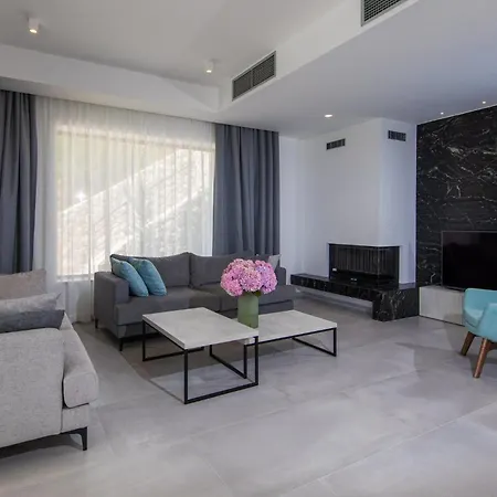 Magnificent 5 Bedrooms Splendor Stunning Sea View 奥拉萨奇