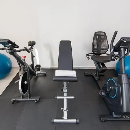 Magnificent 5 Bedrooms Splendor Stunning Sea View Villa