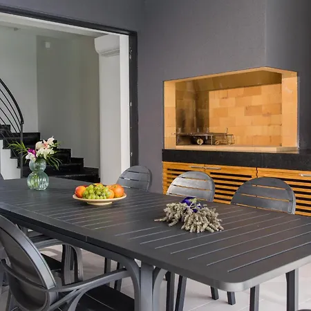 Magnificent 5 Bedrooms Splendor Stunning Sea View 别墅