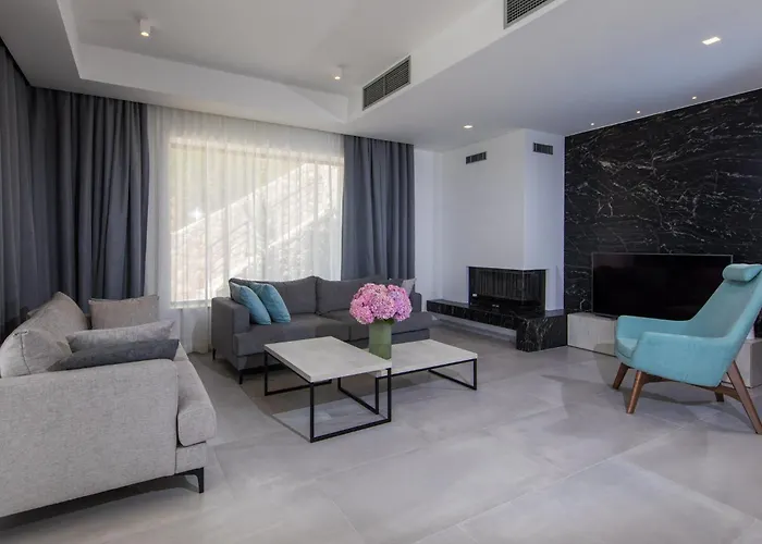 Magnificent 5 Bedrooms Splendor Stunning Sea View 奥拉萨奇